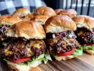 crispy smash burger sliders - featured image